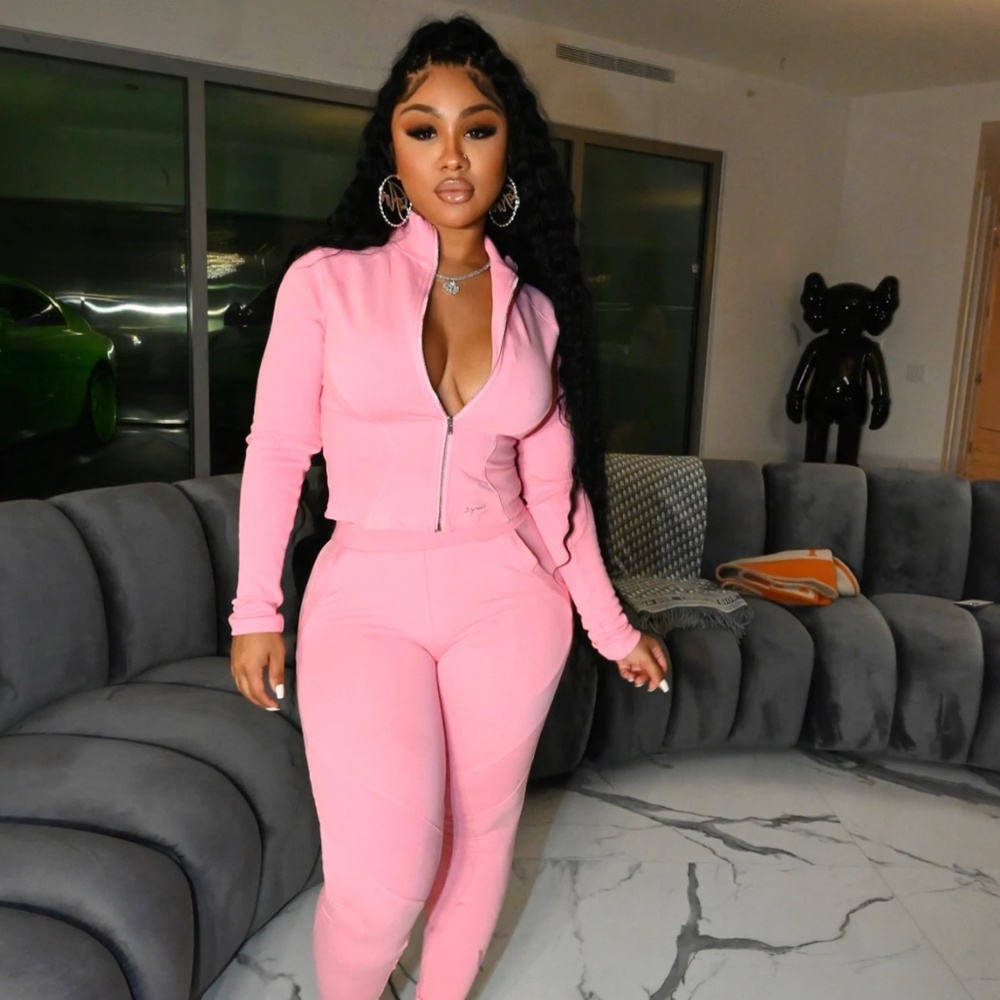 Pink GSUWOO Sweater Set